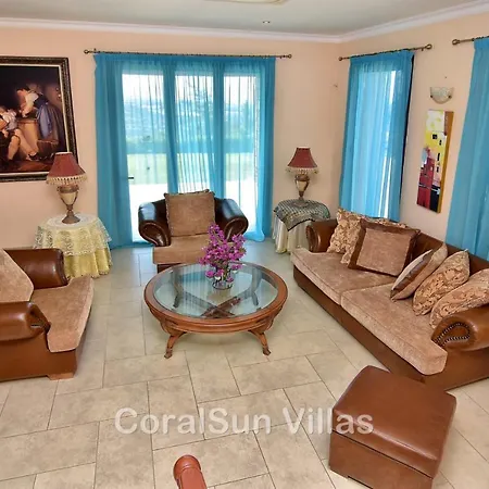 Elite Amazing With Heated Pool By Coral Sun *