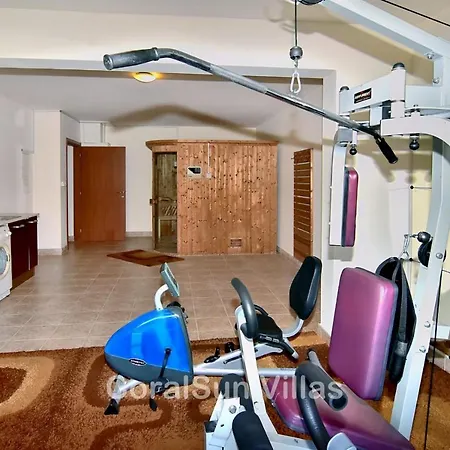 Elite Amazing With Heated Pool By Coral Sun *