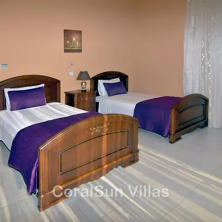 Вилла Elite Amazing With Heated Pool By Coral Sun Полис