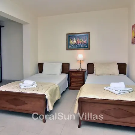 Elite Amazing With Heated Pool By Coral Sun *