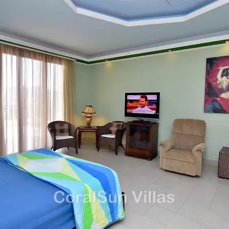 Вилла Elite Amazing With Heated Pool By Coral Sun *