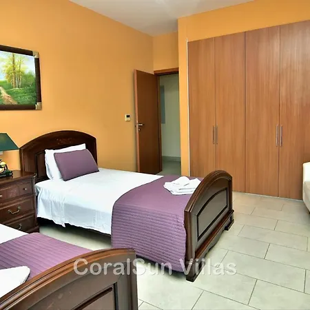 Elite Amazing With Heated Pool By Coral Sun