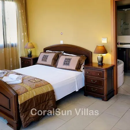 Elite Amazing With Heated Pool By Coral Sun