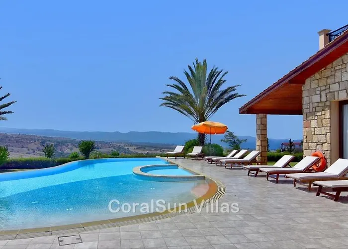 Villa Elite Amazing With Heated Pool By Coral Sun Polis