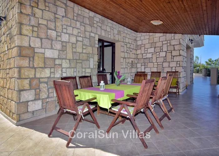 Villa Elite Amazing With Heated Pool By Coral Sun *