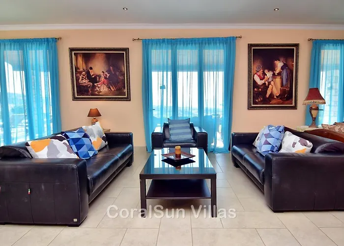 Villa Elite Amazing With Heated Pool By Coral Sun Polis