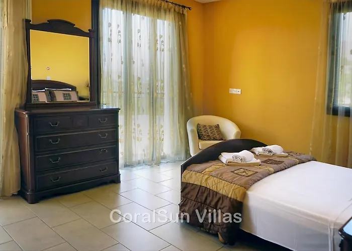 Elite Amazing With Heated Pool By Coral Sun * Polis