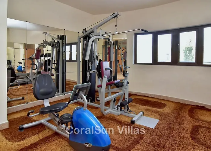 Villa Elite Amazing With Heated Pool By Coral Sun