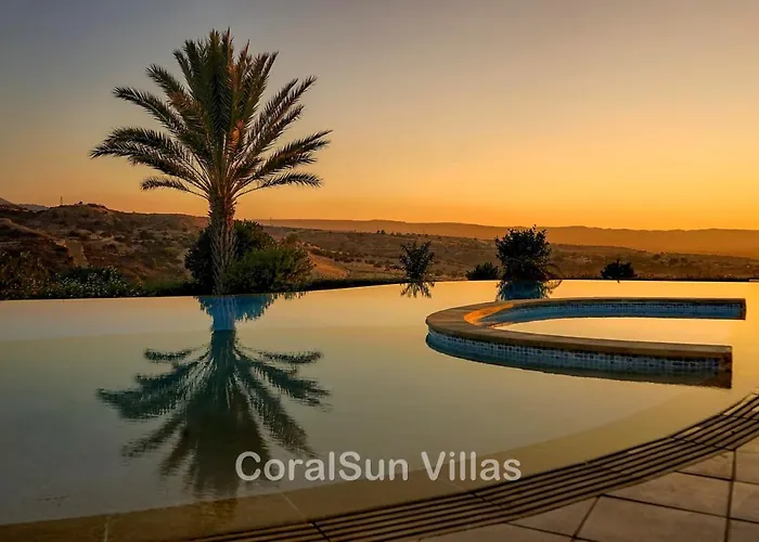 Elite Amazing With Heated Pool By Coral Sun Villa Polis