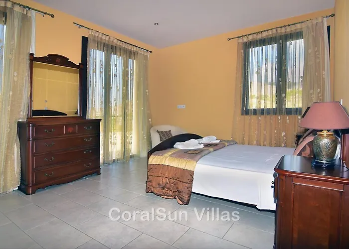 Elite Amazing With Heated Pool By Coral Sun