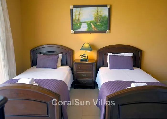 Elite Amazing With Heated Pool By Coral Sun * Polis