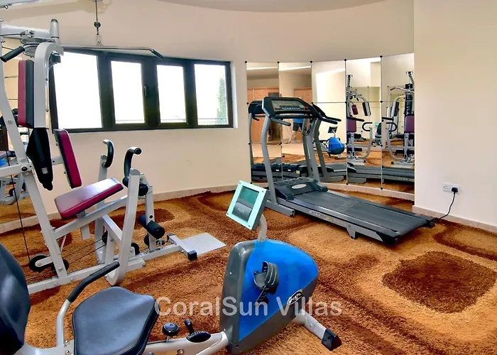 Elite Amazing With Heated Pool By Coral Sun *