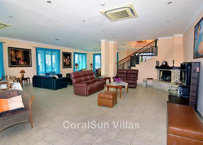 Elite Amazing With Heated Pool By Coral Sun Villa Polis